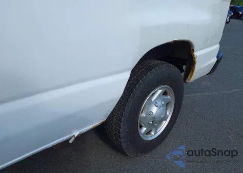 2011 Ford E-250 Commercial z USA, uszkodzony, nr VIN 1FTNE2EL4BDB32079